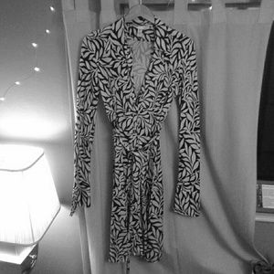 Diane von Furstenberg vintage authentic wrap dress